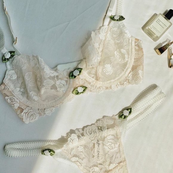 For Love & Lemons Sweetheart Lace 2 Piece Set 🧡 - Picture 9 of 14